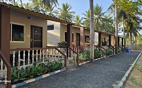 Coastline Beach Resort